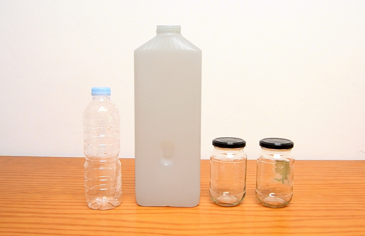 upcycling idee mit stoff nähen plastikflaschen gläser aufpimpen 4