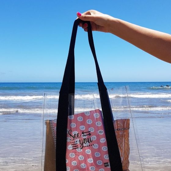 Transparente Tasche nähen Anleitung kostenloses Schnittmuster gratis Video Vinyl Shopper DIY MODE